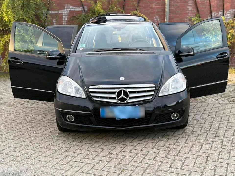 Mercedes-Benz A160