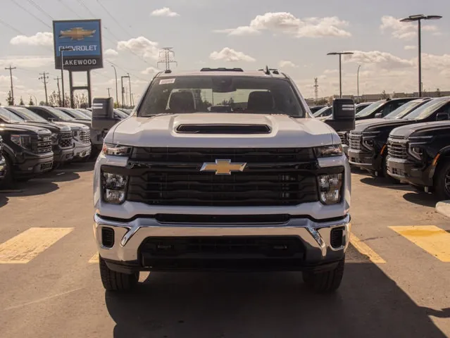 Chevrolet Silverado 3500Hd 2026 photo 3