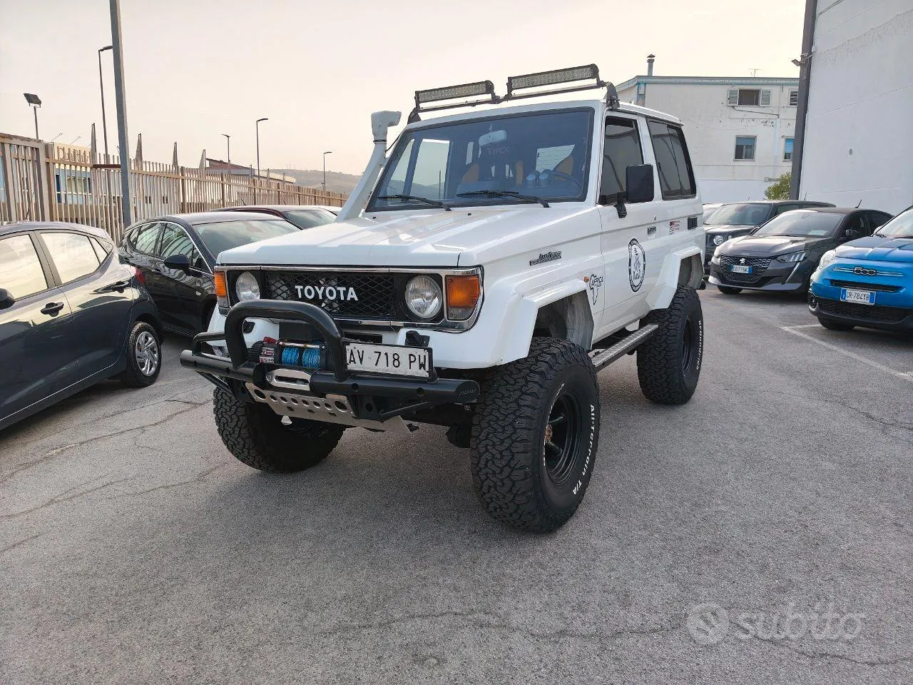 Toyota Land Cruiser 1987 photo 2