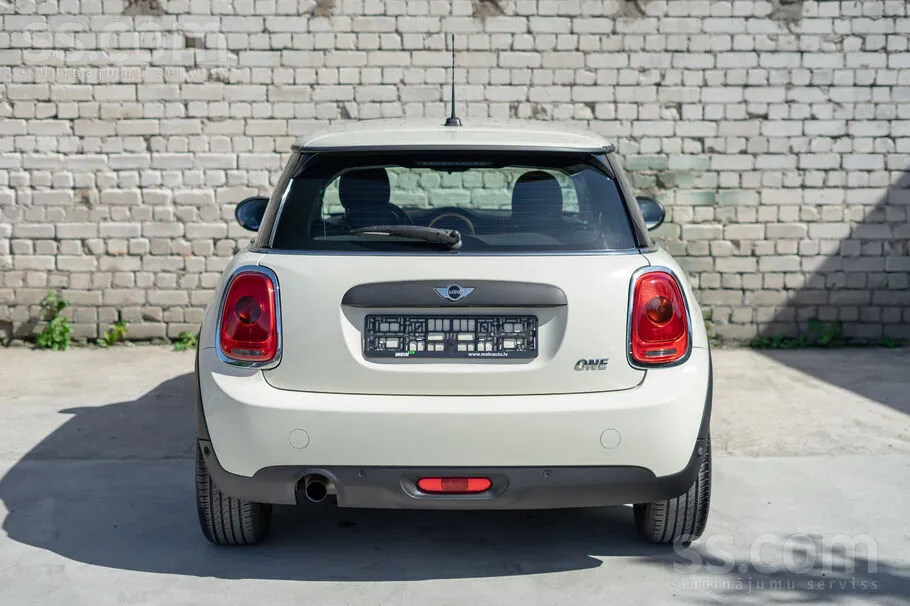 Mini One 2015 photo 5