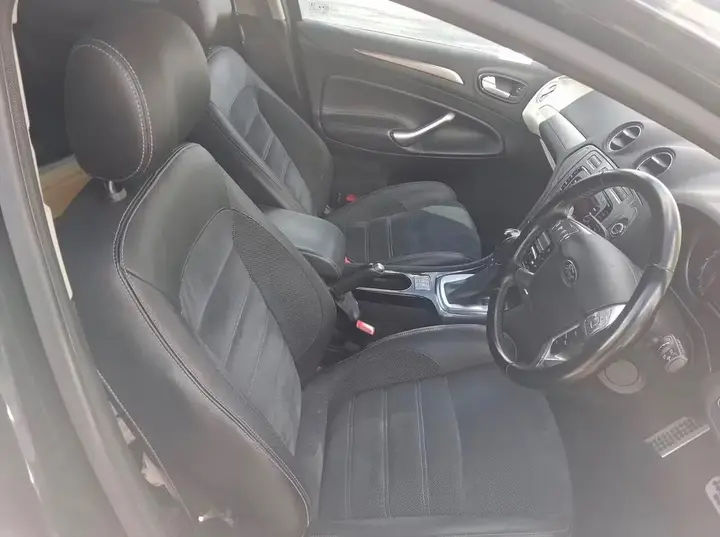 Ford Mondeo 2010 photo 4