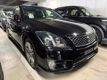 Toyota Crown 2012 photo 2