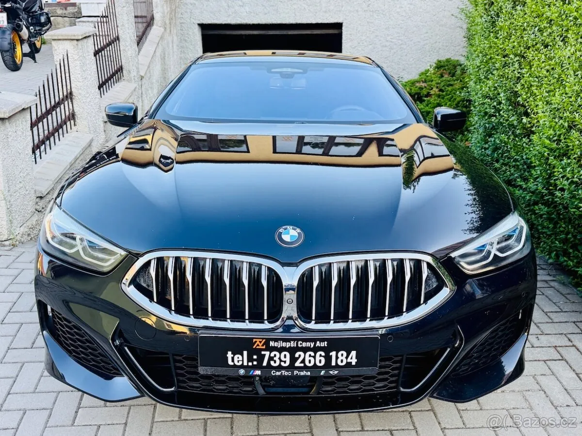 BMW 8 Series 2020 photo 2
