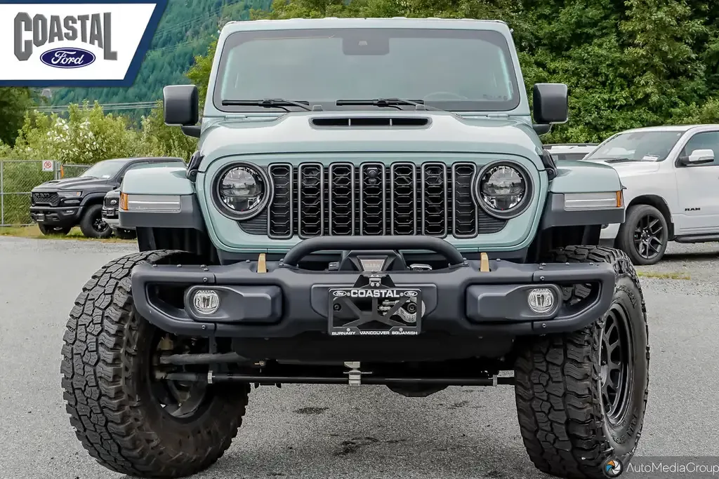 Jeep Wrangler 2024 photo 2