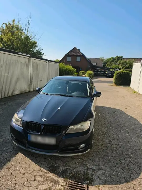BMW E90