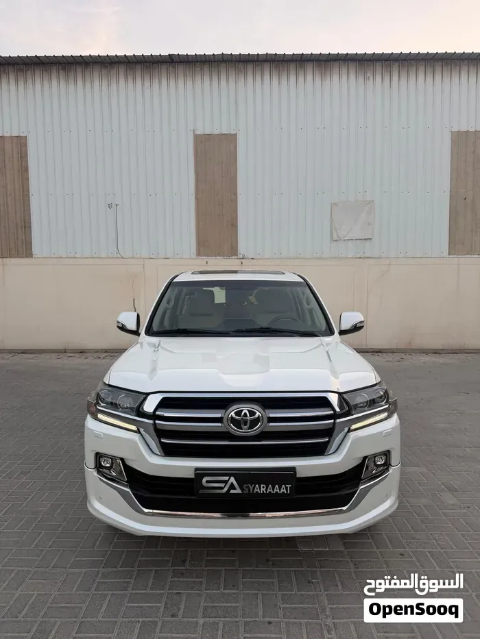 Toyota Land Cruiser 2019 photo 2