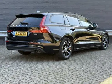 Volvo V60 2020 photo 2