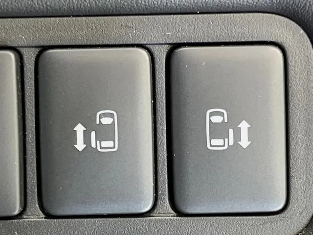 Mitsubishi Delica D:5 2024 photo 5