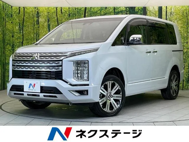 Mitsubishi Delica D:5