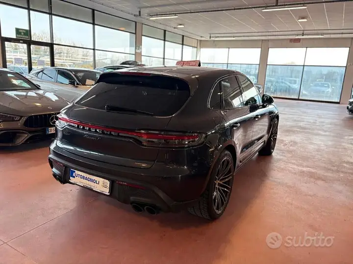 Porsche Macan 2023 photo 3