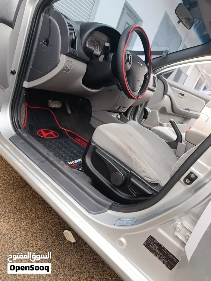 Hyundai Avante 2008 photo 3