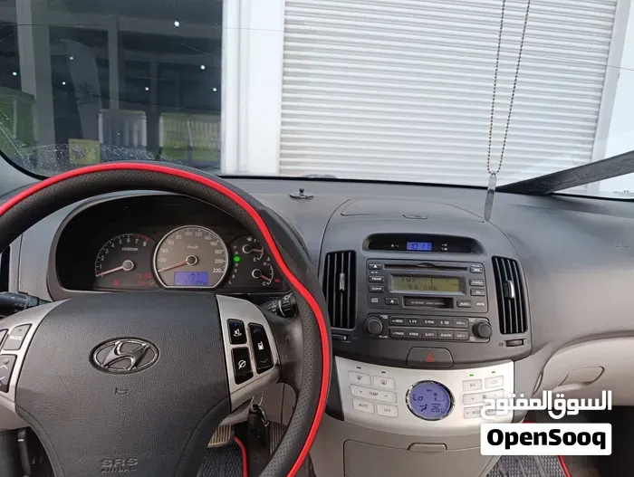 Hyundai Avante 2008 photo 2