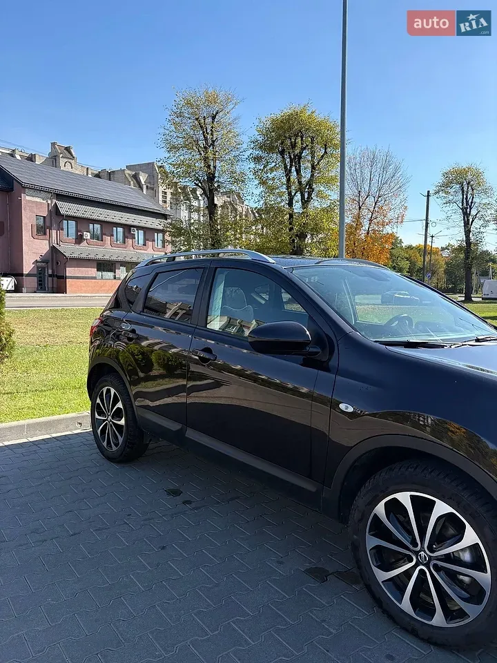 Nissan Qashqai 2012 photo 4