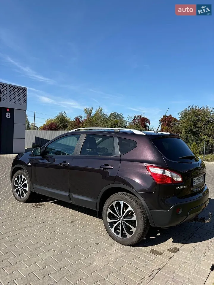 Nissan Qashqai 2012 photo 3