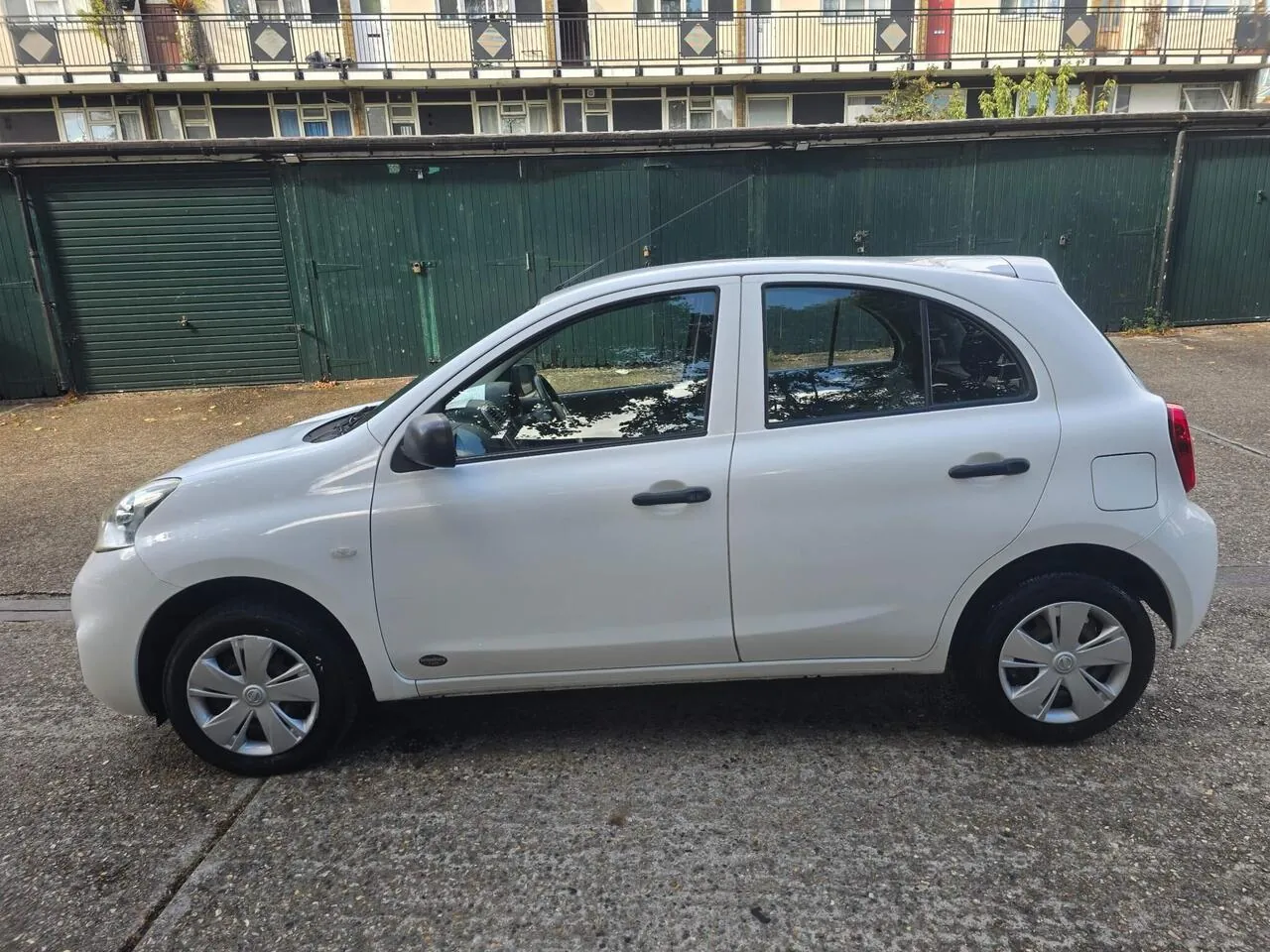 Nissan Micra 2016 photo 5
