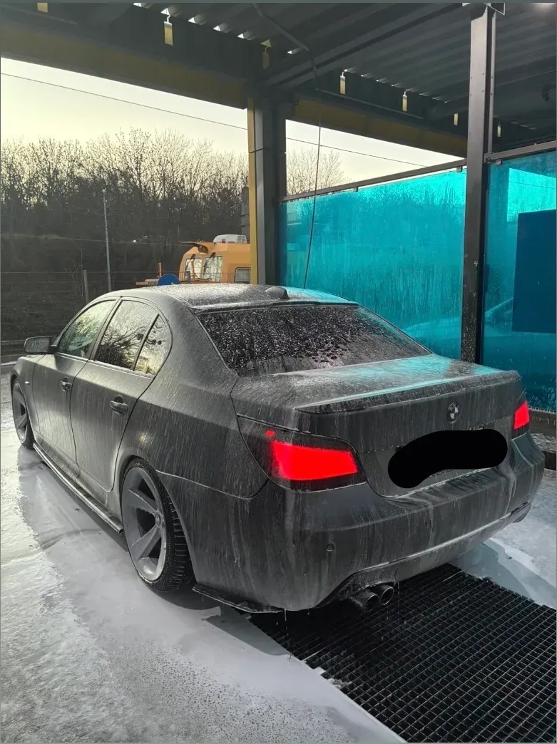 BMW 530D 2005 photo 2