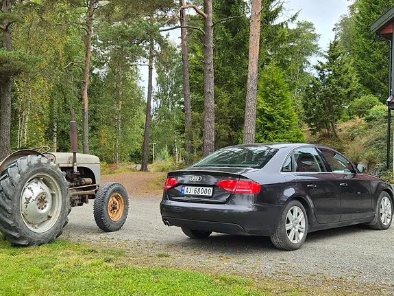 Audi A4 2009 photo 5