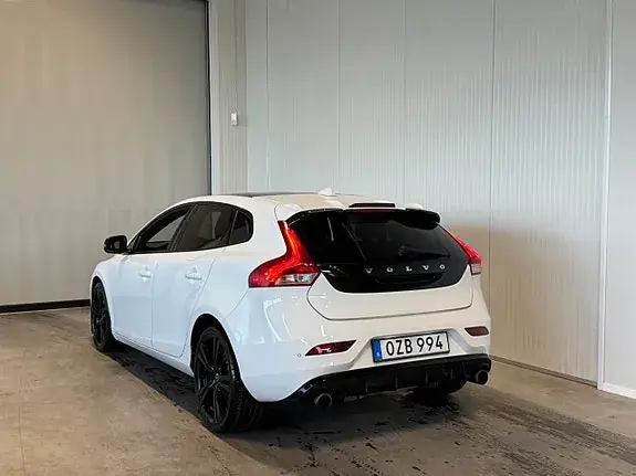 Volvo V40 2016 photo 5