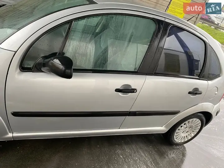 Citroen C3 2003 photo 4