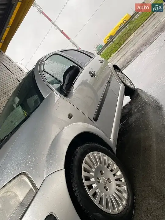 Citroen C3 2003 photo 3
