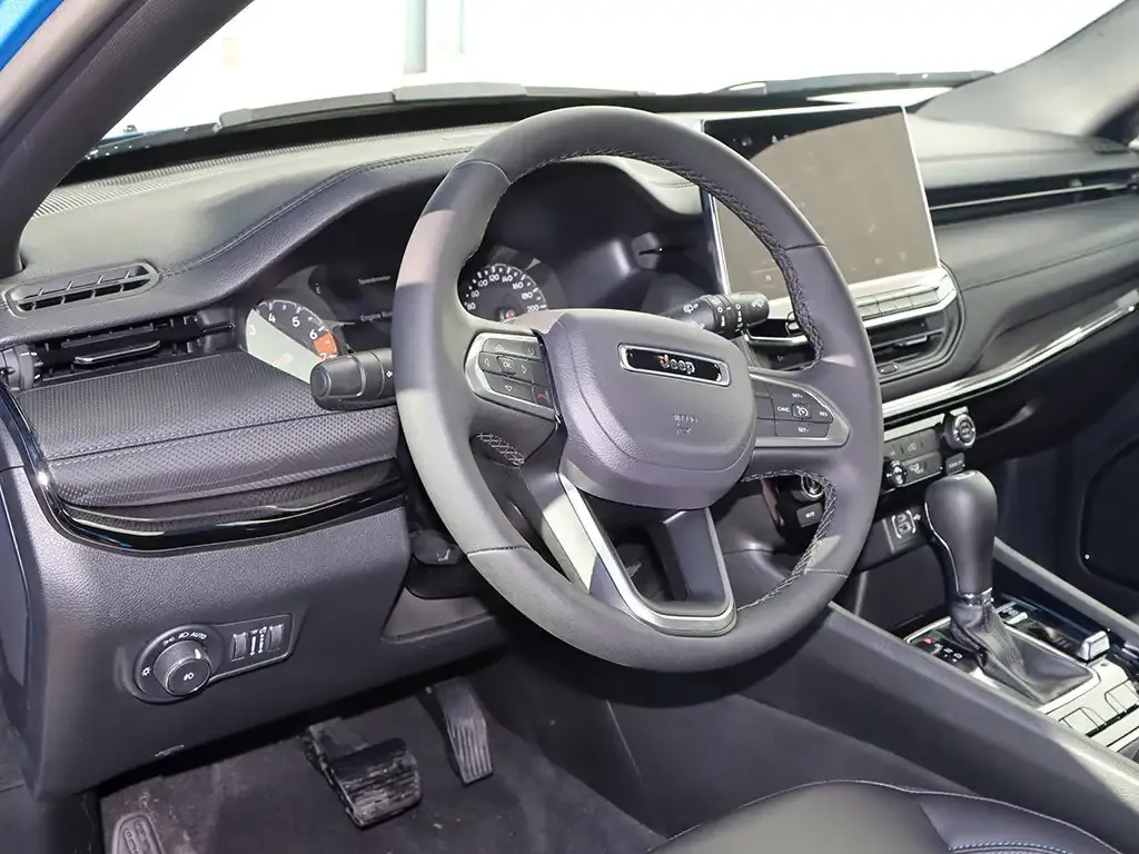Jeep Compass 2026 photo 5