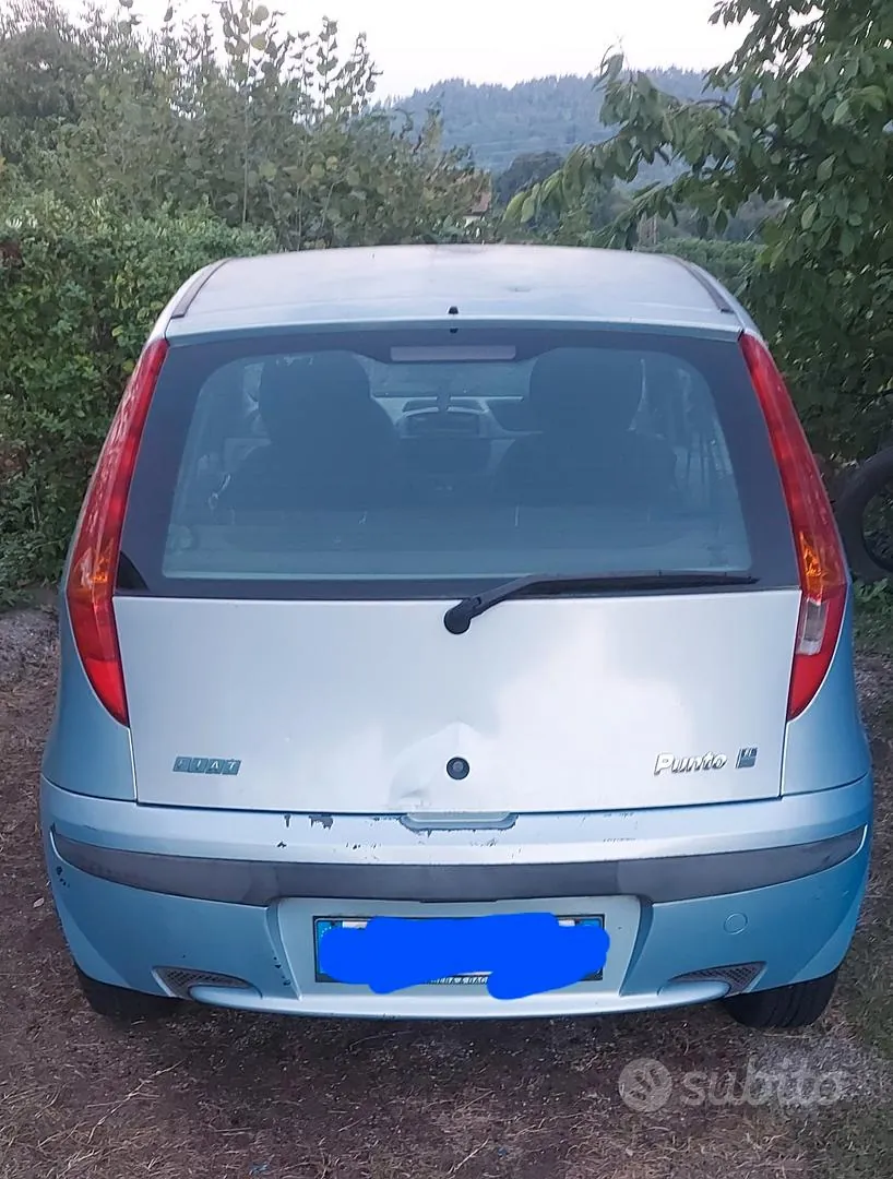 Fiat Punto 2002 photo 2