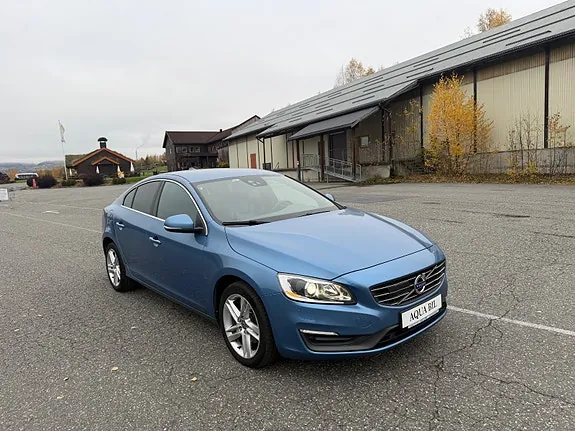 Volvo S60 2014 photo 2