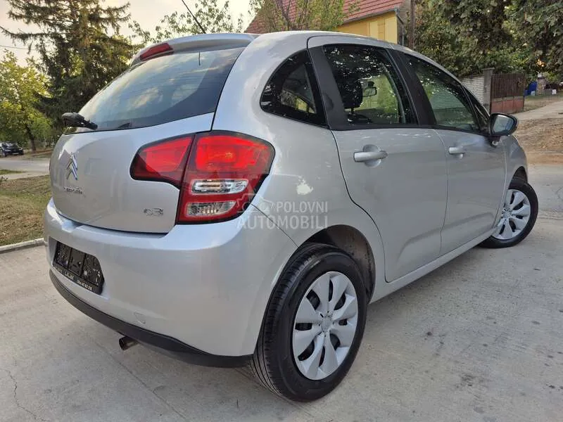 Citroen C3 2010 photo 3