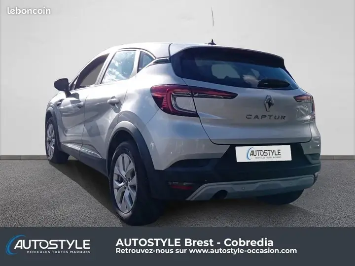 Renault Captur 2019 photo 2
