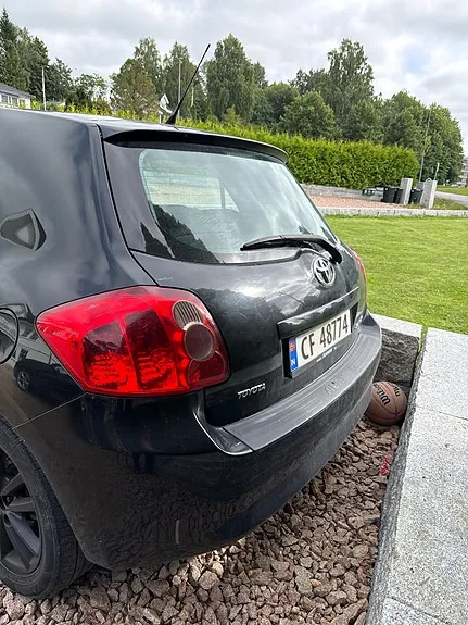 Toyota Auris 2008 photo 3