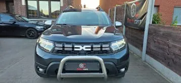 Dacia Duster 2023 photo 2