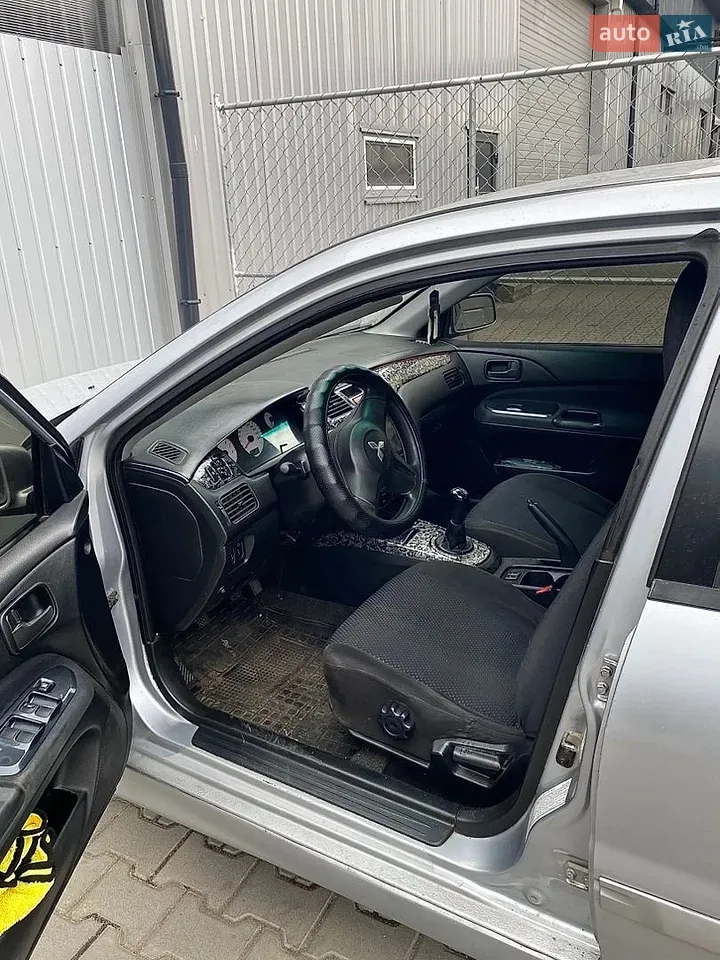 Mitsubishi Lancer 2007 photo 4