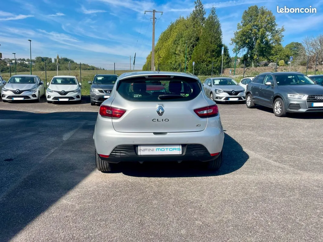 Renault Clio 2015 photo 4