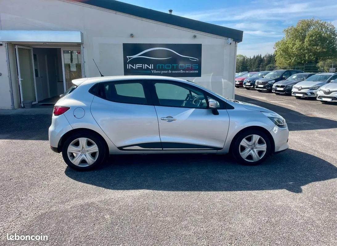 Renault Clio 2015 photo 5