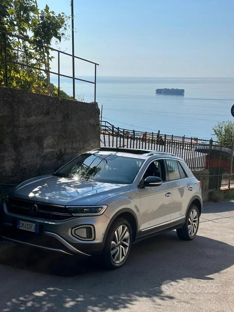 Volkswagen T-Roc 2022 photo 3