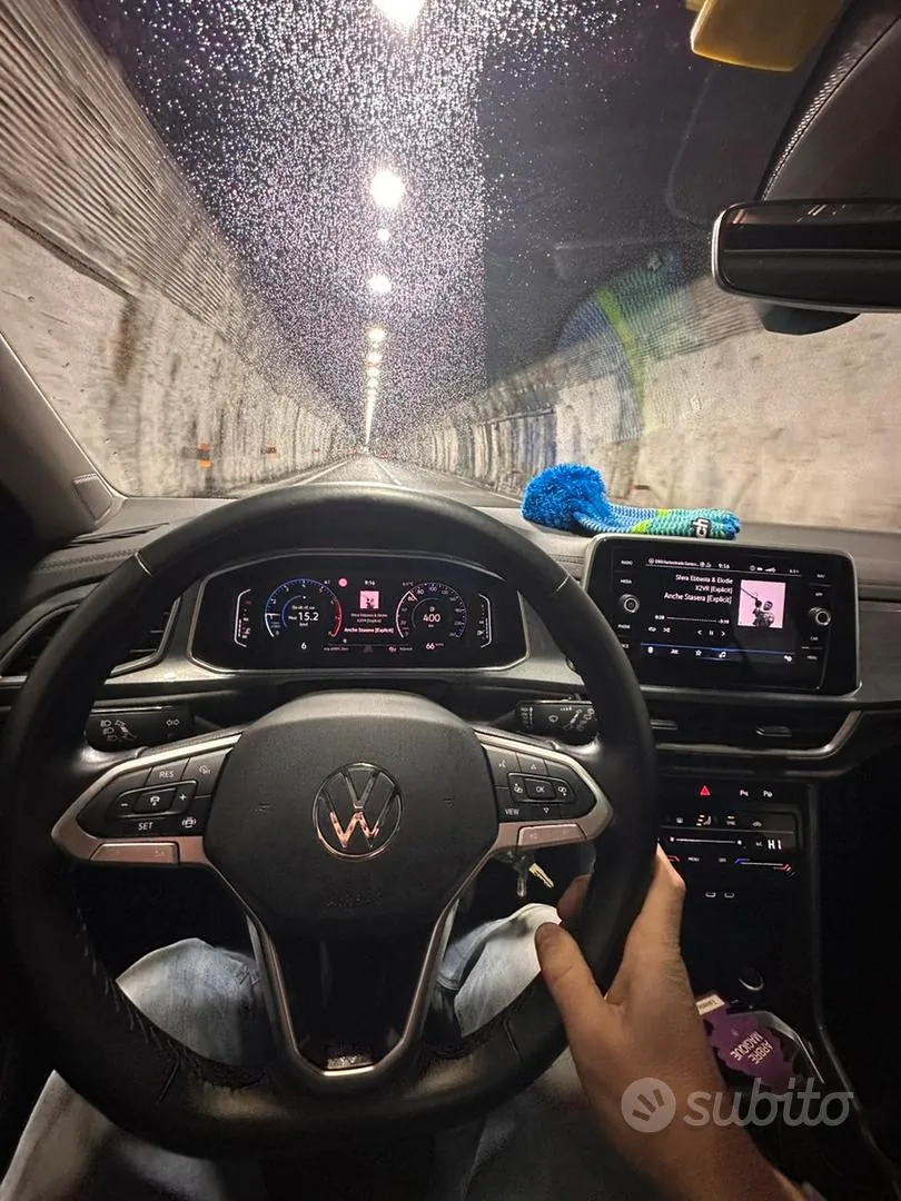 Volkswagen T-Roc 2022 photo 4