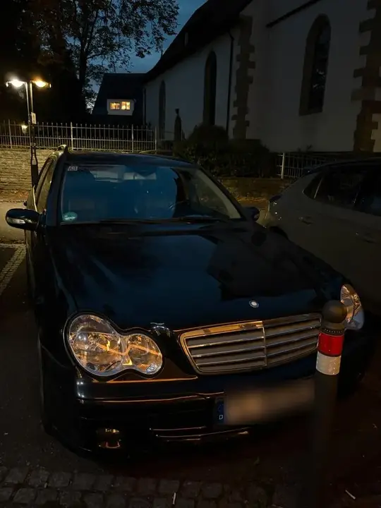 Mercedes-Benz C180
