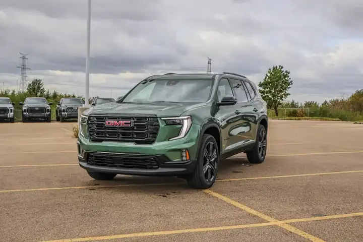 GMC Acadia 2027 photo 4