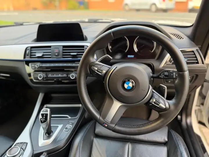 BMW 1 Series 2019 photo 5
