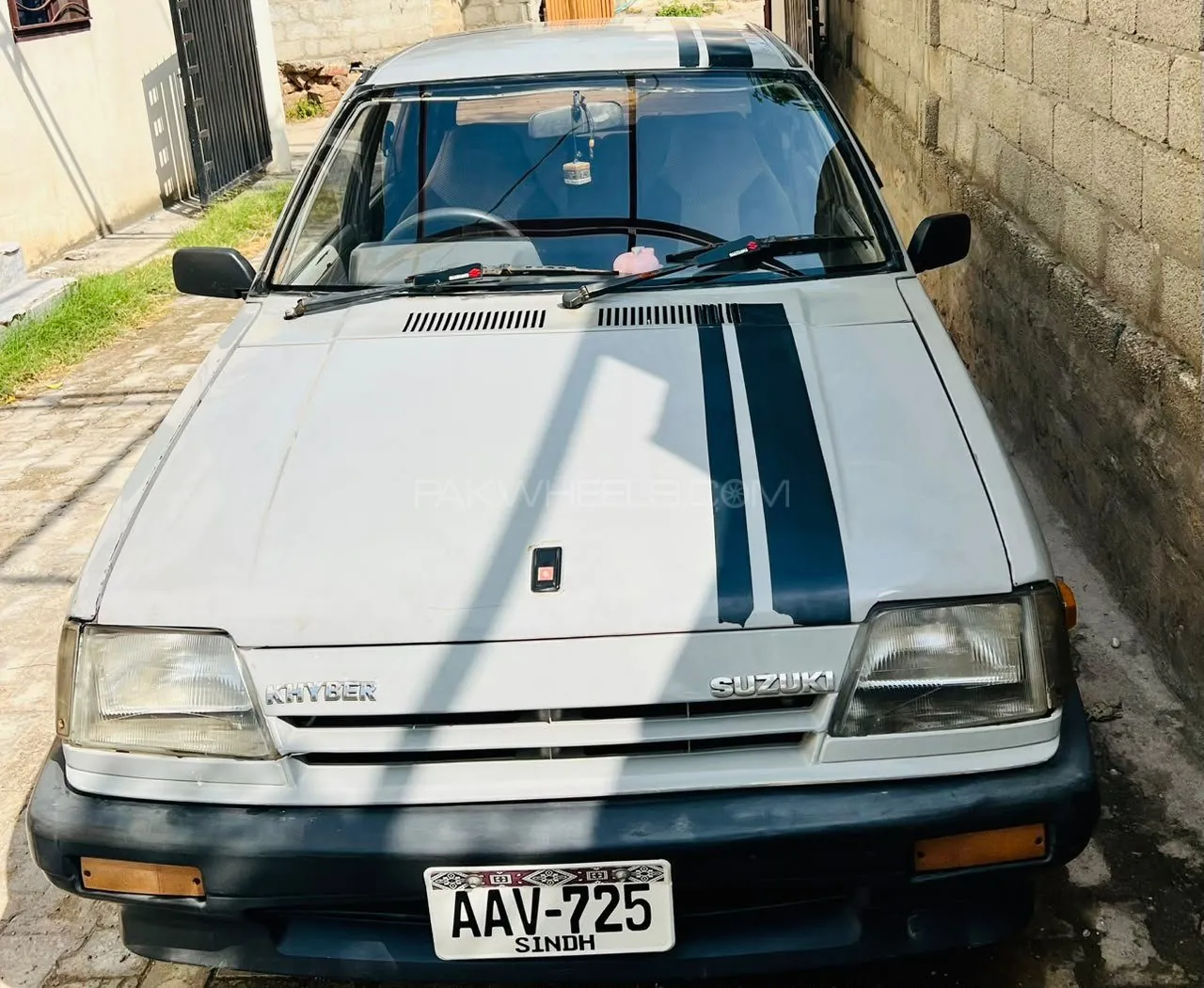 Suzuki Khyber