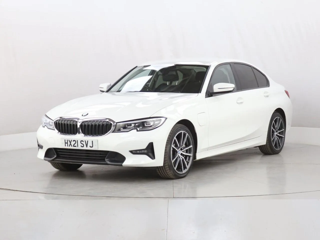 BMW 3 Series 2021 photo 5