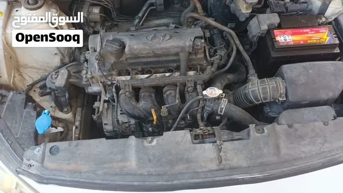 Hyundai Accent 2016 photo 4
