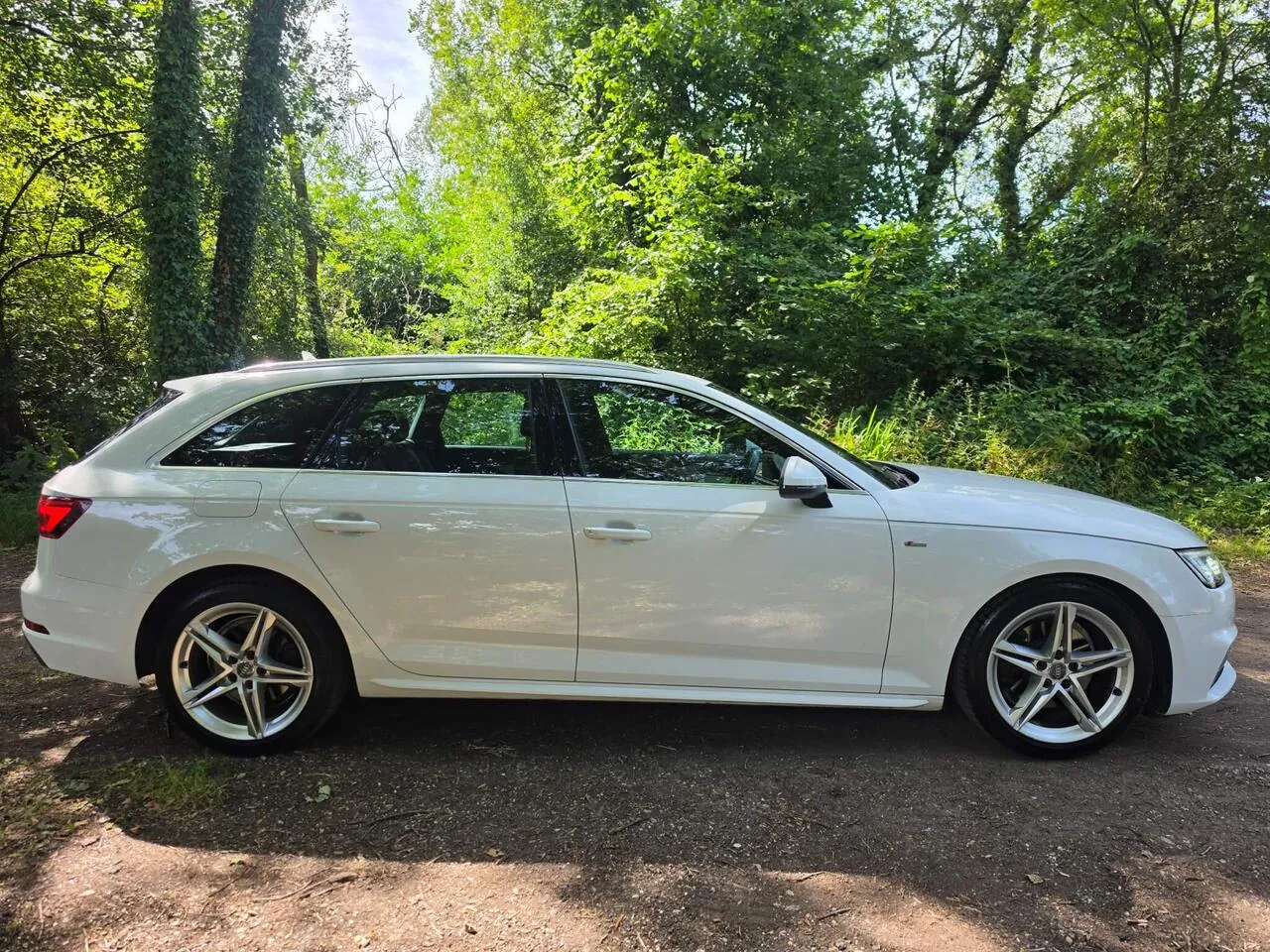 Audi A4 Avant 2018 photo 3