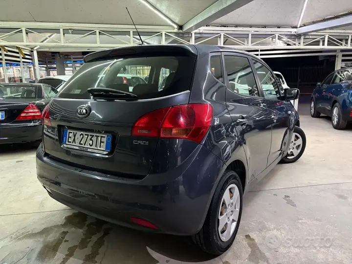 Kia Venga 2014 photo 4