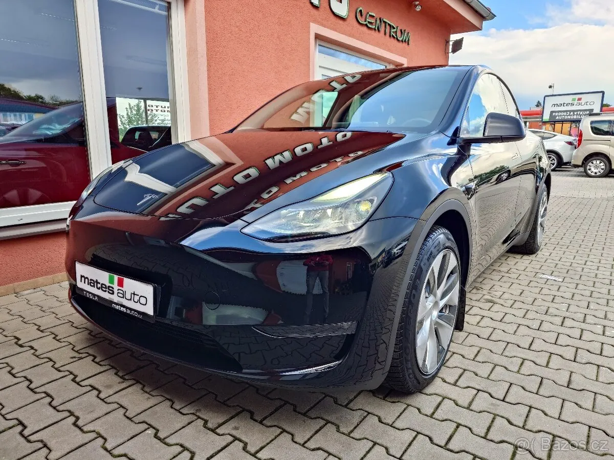 Tesla Model Y Long Range