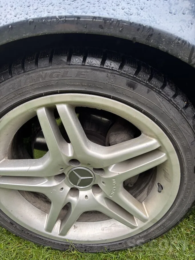 Mercedes-Benz E320 2003 photo 5