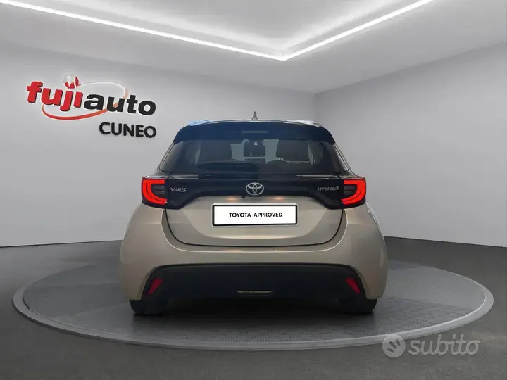 Toyota Yaris 2022 photo 4