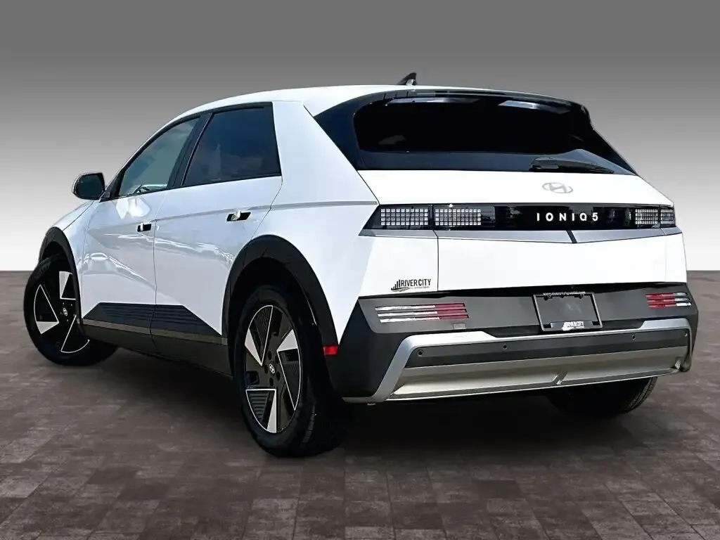 Hyundai Ioniq 5 2026 photo 3
