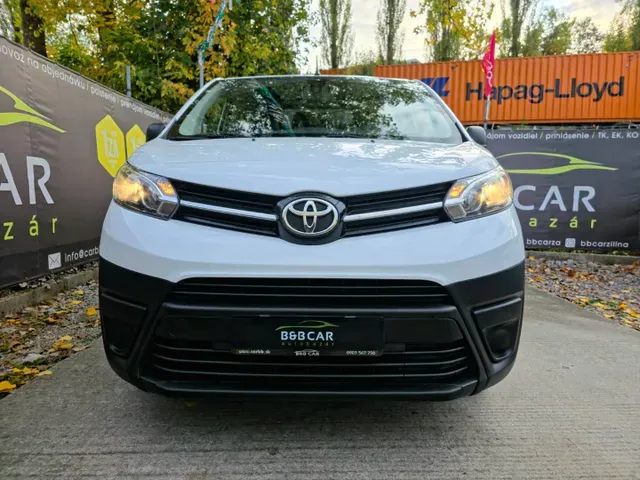 Toyota Proace 2022 photo 2