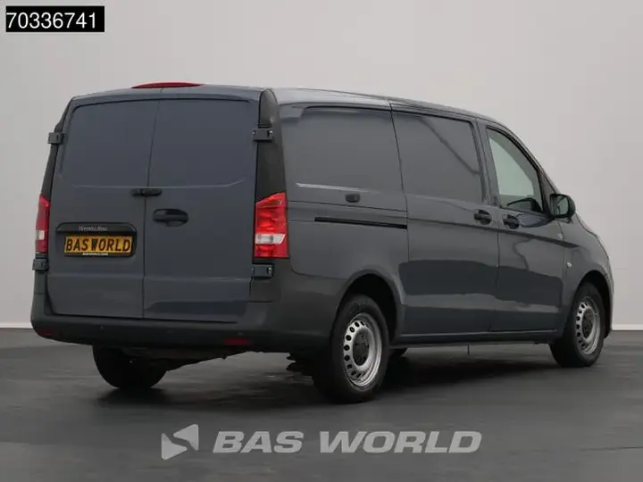 Mercedes-Benz Vito 2021 photo 2